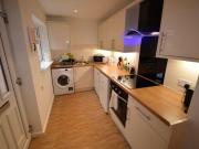 3 bedroom house share to rent