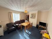 3 bedroom house share to rent