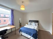 3 bedroom house share to rent