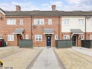 3 Bedroom House Slough Slough 95454116