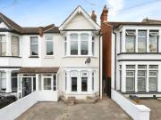 3 Bedroom House Southend on sea Southend On Sea 91071604