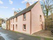 3 Bedroom House Stirling Stirling 97443188