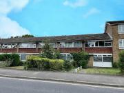 3 Bedroom House Sutton Greater London 89805174
