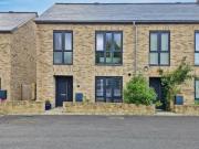 3 Bedroom House Swindon Wiltshire 96501117