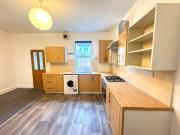 3 bedroom house terraced to let