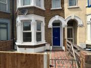 3 bedroom house to let