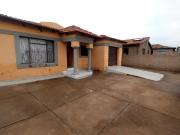 3 Bedroom House To Let in Seshego E