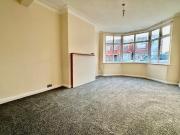 3 bedroom House To Let Total Size: 1012 SQ FT