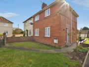 3 bedroom House To Let Total Size: 773 SQ FT