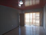 3 Bedroom House To Rent in Brackenham