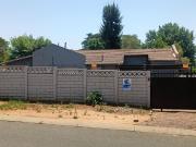 3 Bedroom house rented in Bromhof, Randburg