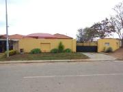3 bedroom house to rent in kibler park