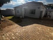 3 bedroom house to rent in orange grove
