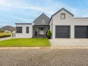 3 Bedroom house rented in Silwerstrand Golf And River...