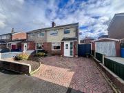 3 Bedroom House Warrington Cheshire 97978582