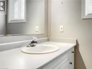 3 Bedroom House Waterloo ON 93386958