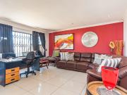 3 Bedroom House with additional 1 Bedroom Flatlet