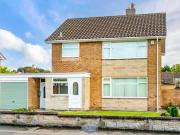 3 Bedroom House Worksop Nottinghamshire 92543548