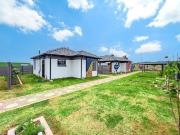 3 bedroom houses for sale at glenway estate