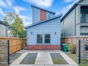 3 bedroom, Houston TX 77018 95860524