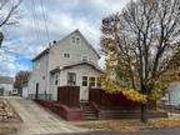 3 bedroom in Akron OH 44314