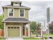 3 bedroom in Portland OR 97213
