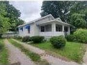 3 bedroom in Salem Illinois 62881