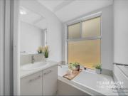 3 bedroom in the heart of Caversham