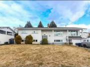 3 Bedroom Kelowna Pet Friendly Apartment For Rent BEAUTIFUL.