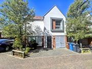 3 Bedroom Link Detached House