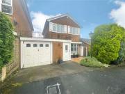 3 bedroom link detached house for rent in Arlen Drive,...
