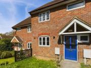3 Bedroom Link Detached House For Rent In Crawley