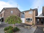 3 bedroom link detached house for sale