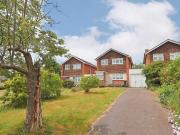 3 bedroom link detached house for sale