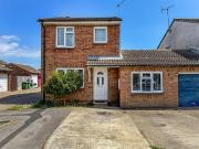3 bedroom link detached house for sale