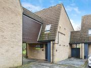 3 bedroom link detached house for sale