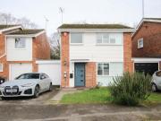 3 bedroom link detached house for sale