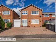 3 bedroom link detached house for sale