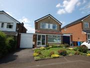 3 bedroom link detached house for sale