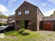 3 bedroom link detached house for sale