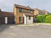 3 bedroom link detached house for sale