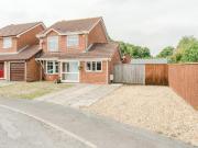 3 bedroom link detached house for sale