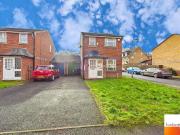 3 bedroom link detached house for sale