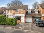 3 bedroom link detached house for sale