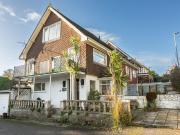 3 bedroom link detached house for sale