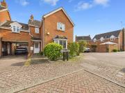 3 bedroom link detached house for sale