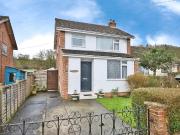 3 bedroom link detached house for sale