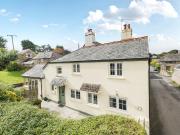 3 bedroom link detached house for sale