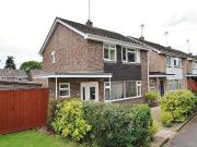 3 bedroom link detached house for sale