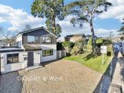 3 bedroom link detached house for sale